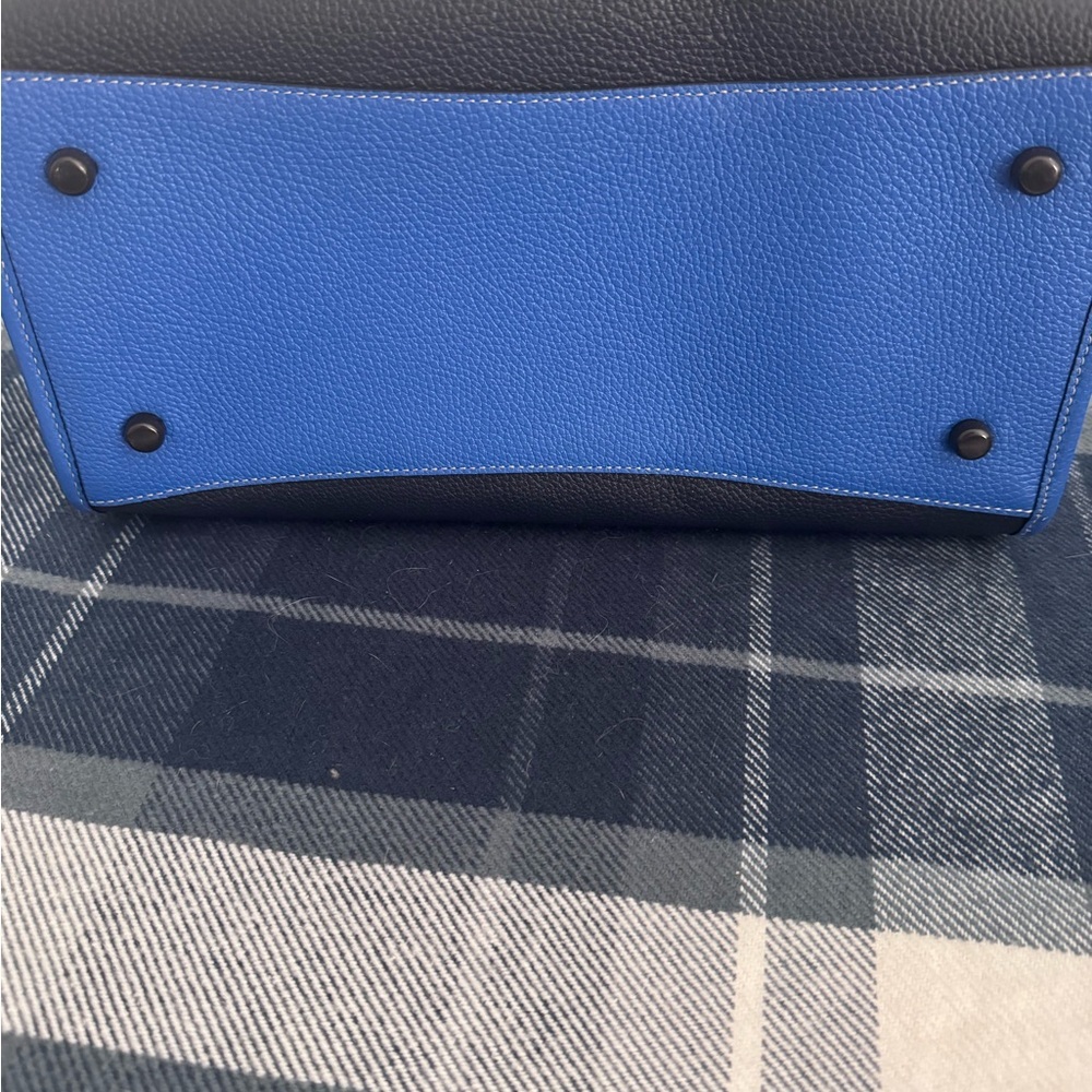 Coach x Disney Parks Walt Disney World Leather Field Tote - Picture 5 of 16